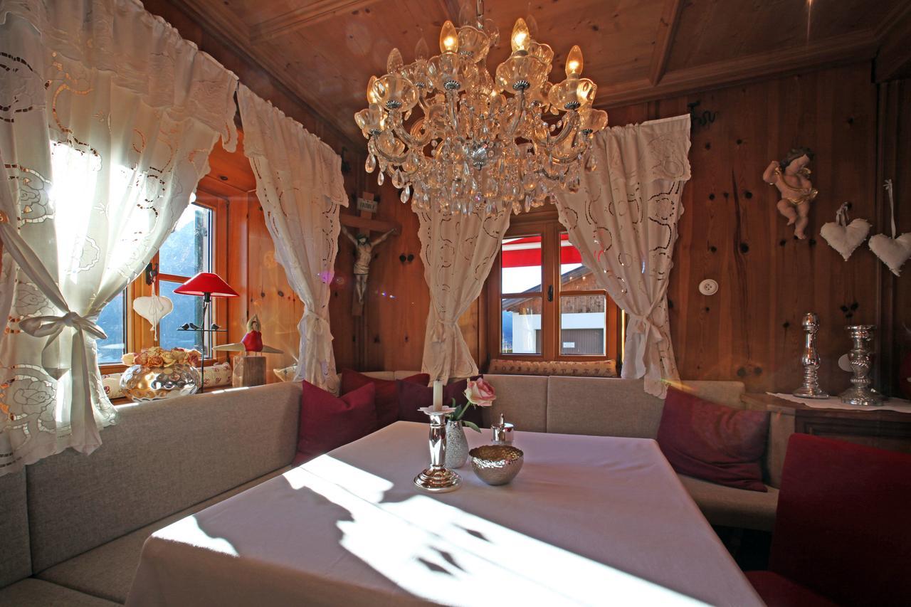 Отель Landgut Thalerhof Тельфес-им-Штубай Экстерьер фото